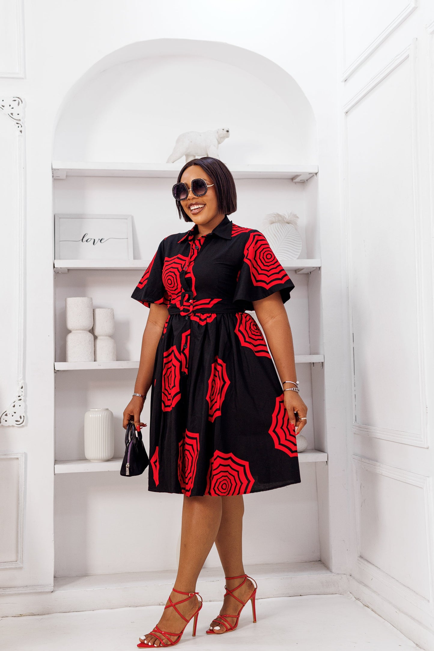 LALA AFRICAN PRINT FLARE SLEEVE BUTTON DRESS [RED]