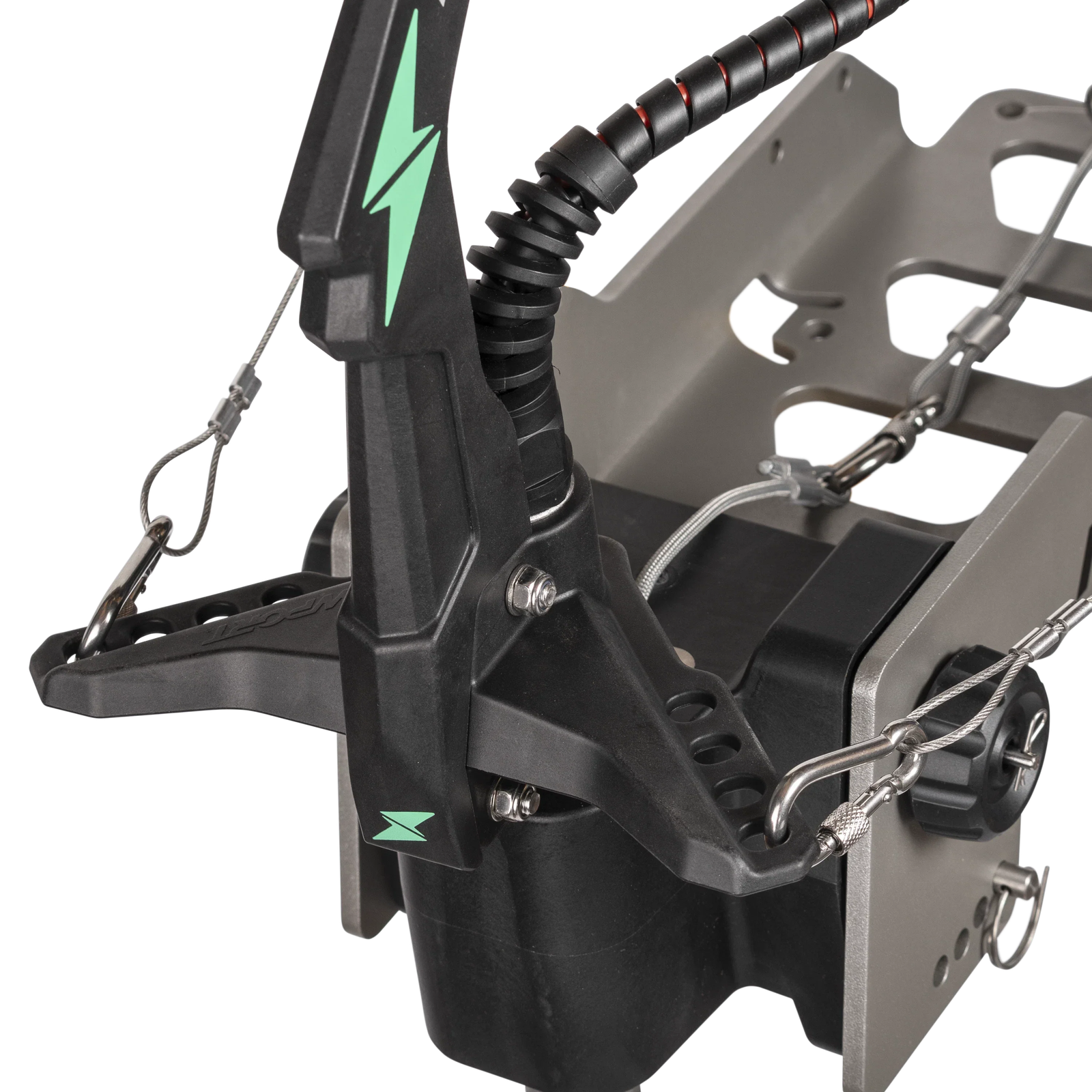 Newport_NKHD_studio_steeringtriangle