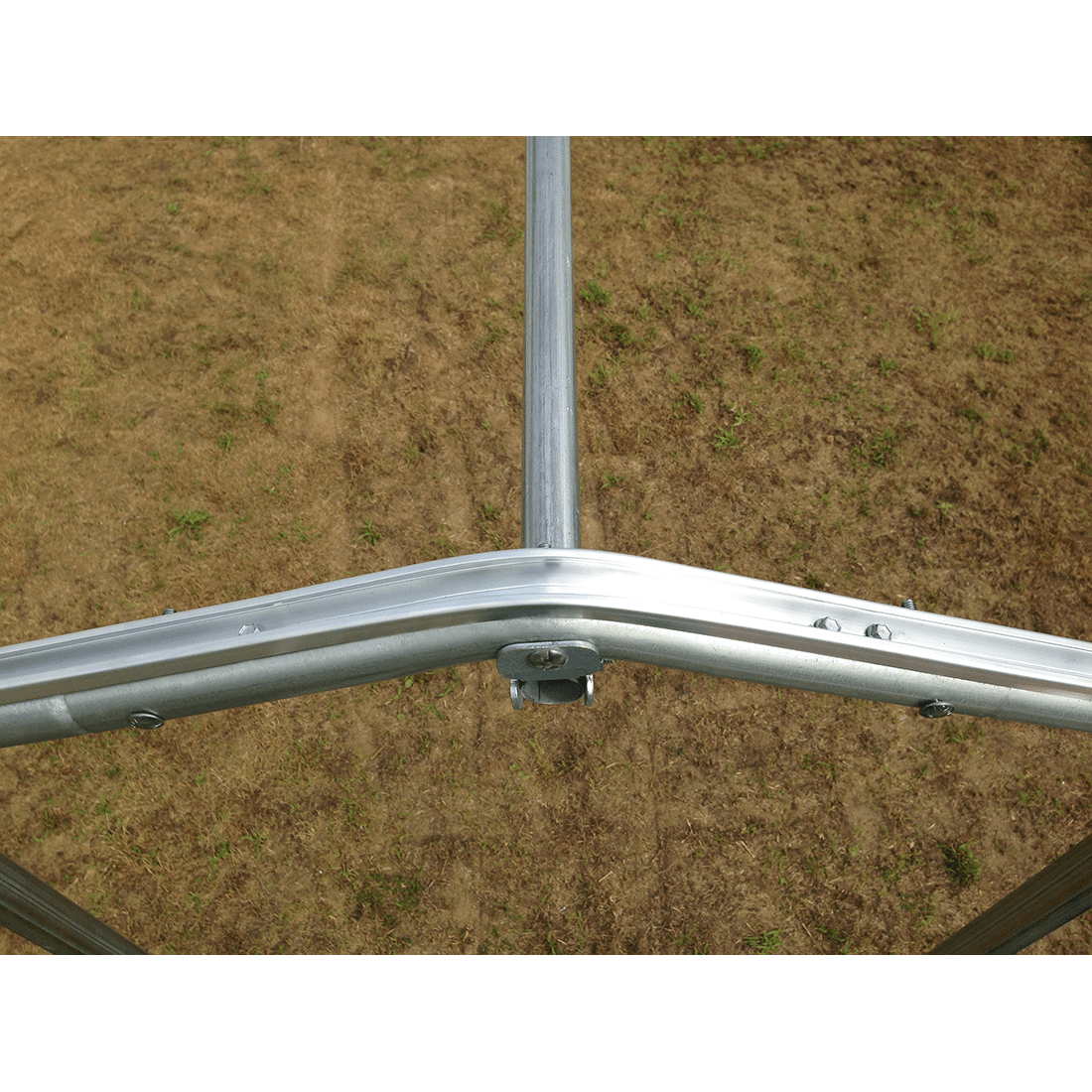 high_tunnel_gh_detail_02_fe074a3d-367f-4f36-8b07-2c4d8d8da5ef